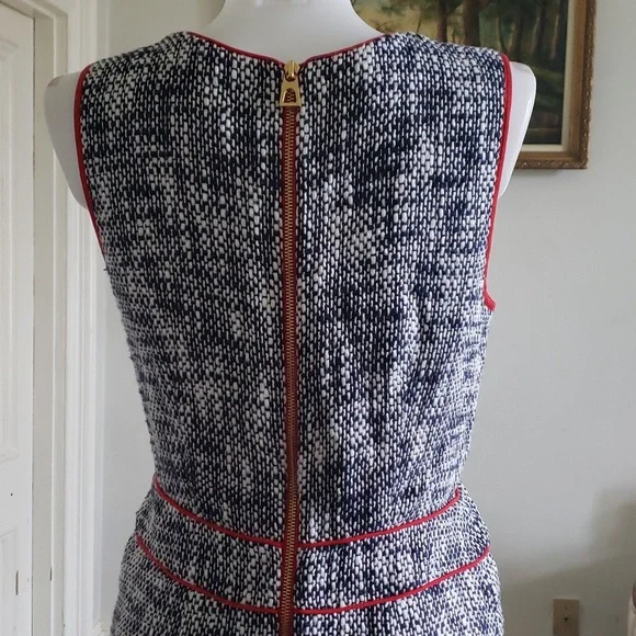 Tweed Dress - Picture 4 of 7